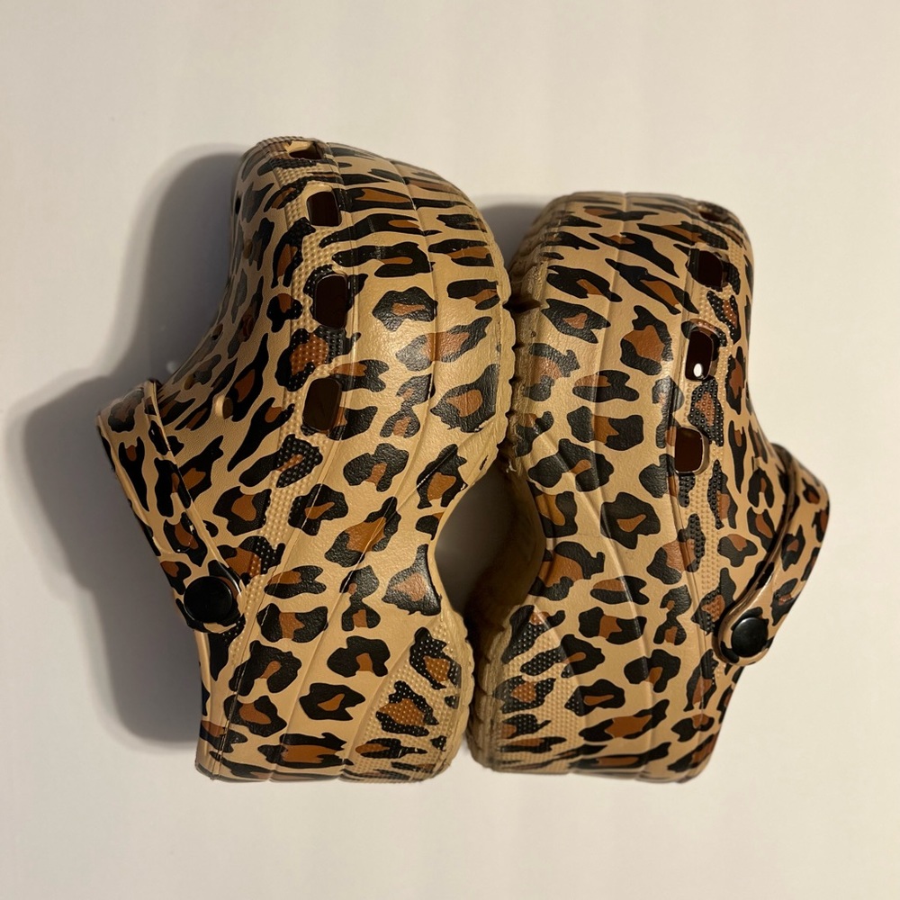 π Leopard Print - Picture 3 of 8